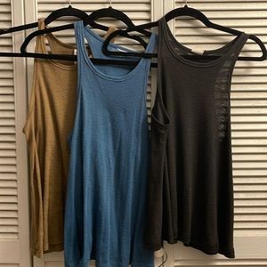 ☀️Free People Tank Bundle
